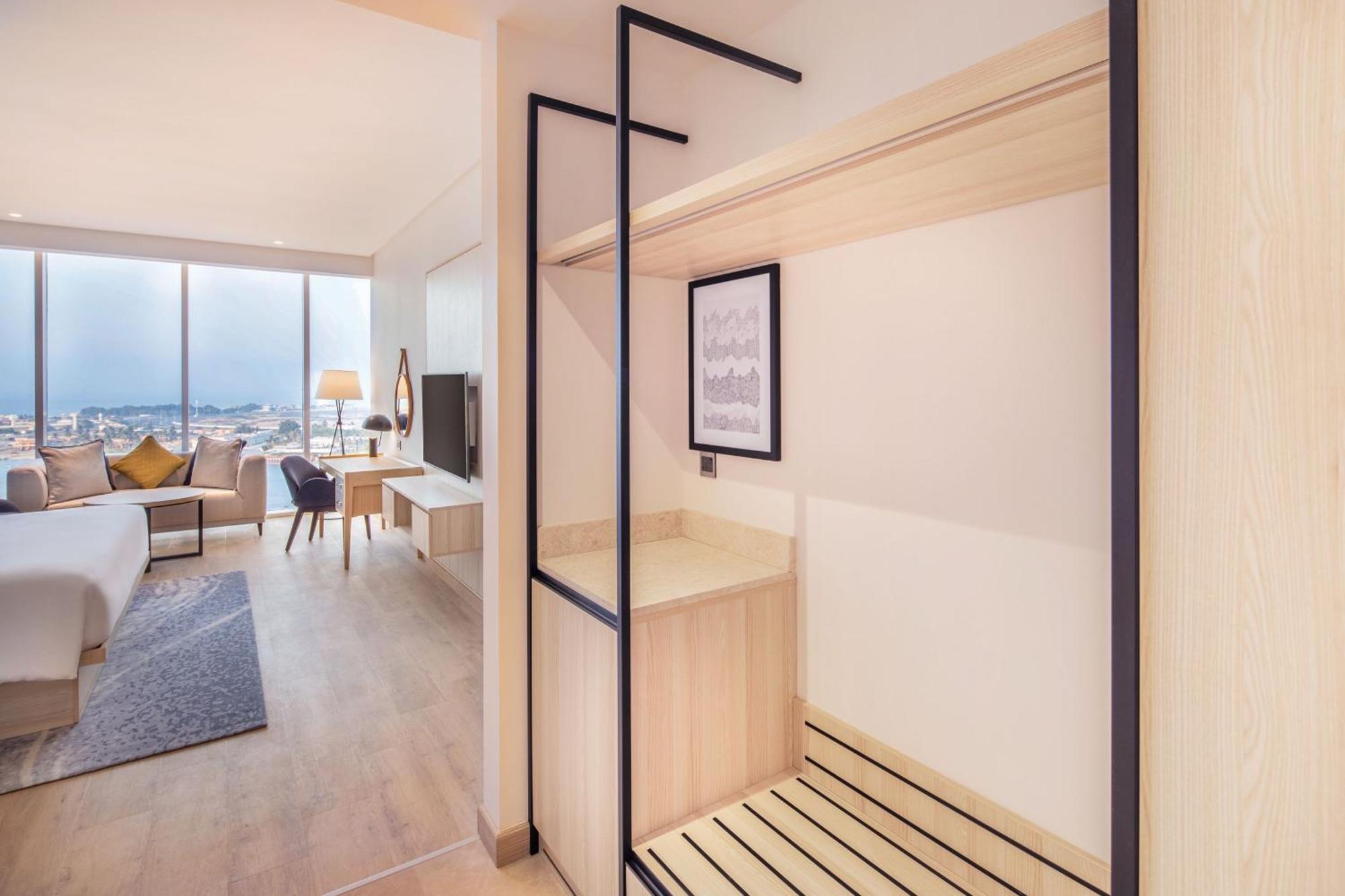 Four Points By Sheraton Jeddah Corniche Eksteriør bilde